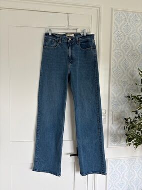 Abercrombie & Fitch 90s Relaxed Jean High Rise